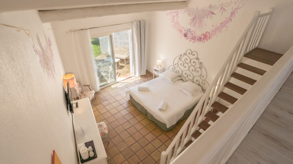 Hotel De Charme Aux Saintes Maries De La Mer Hotel La Tramontane Web 43