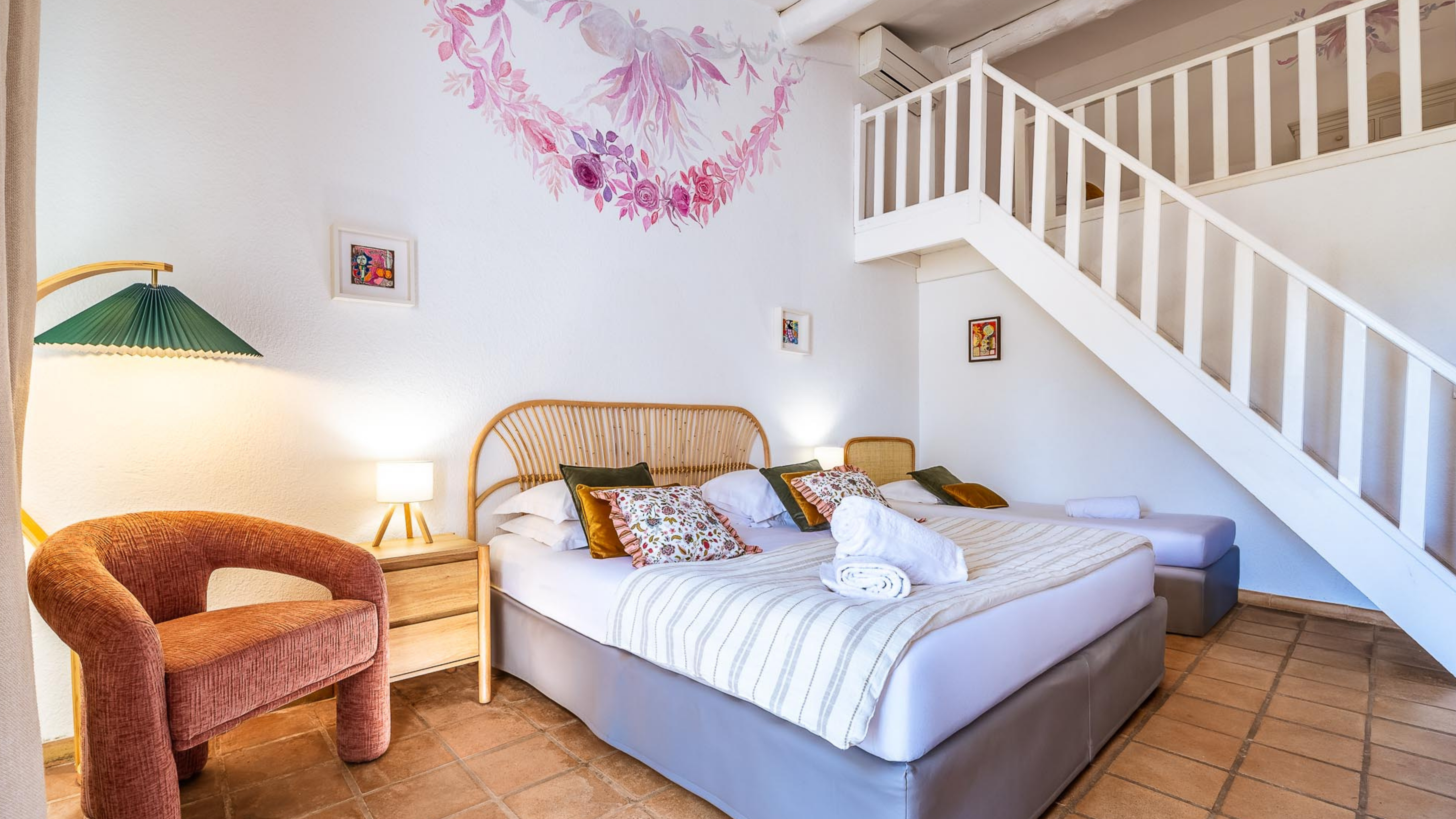 Hotel De Charme Aux Saintes Maries De La Mer 5 1