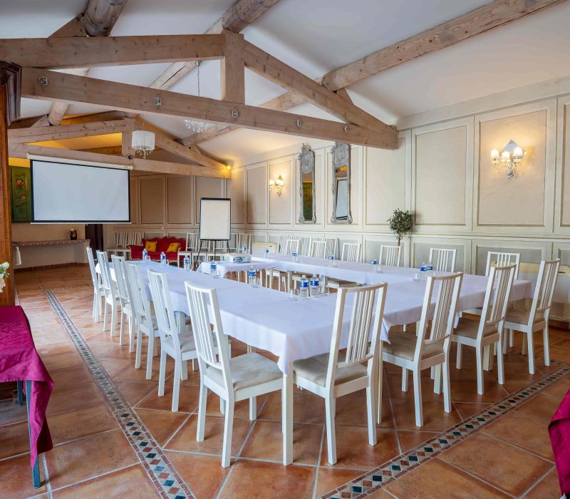 Hotel De Charme Aux Saintes Maries De La Mer Hotel La Tramontane Salle Semi Opti